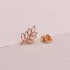 Personality Hollow Metal Brooch Anti Exposure V-neck Buckles Accessories Versatile Small Brooch Pin Coat Buttons Ornaments Gifts
