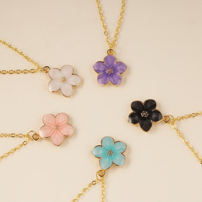 Flower Pendant Necklace For Women Romantic Cherry Blossom Choker Girls Party Wedding Neck Jewelry Gift