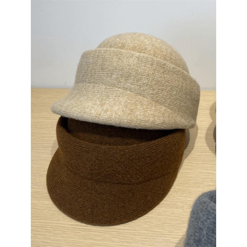 Spring and Autumn New Retro Equestrian Hat Women's Autumn and Winter Versatile Height Increasing Cranium Top Short Brim Peaked Hat Tide Ins