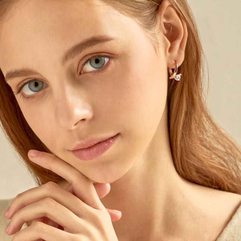 ELLE Jewelry 14K Pure Wave One-Touch Earrings (Gold Pin) ELGPEE411