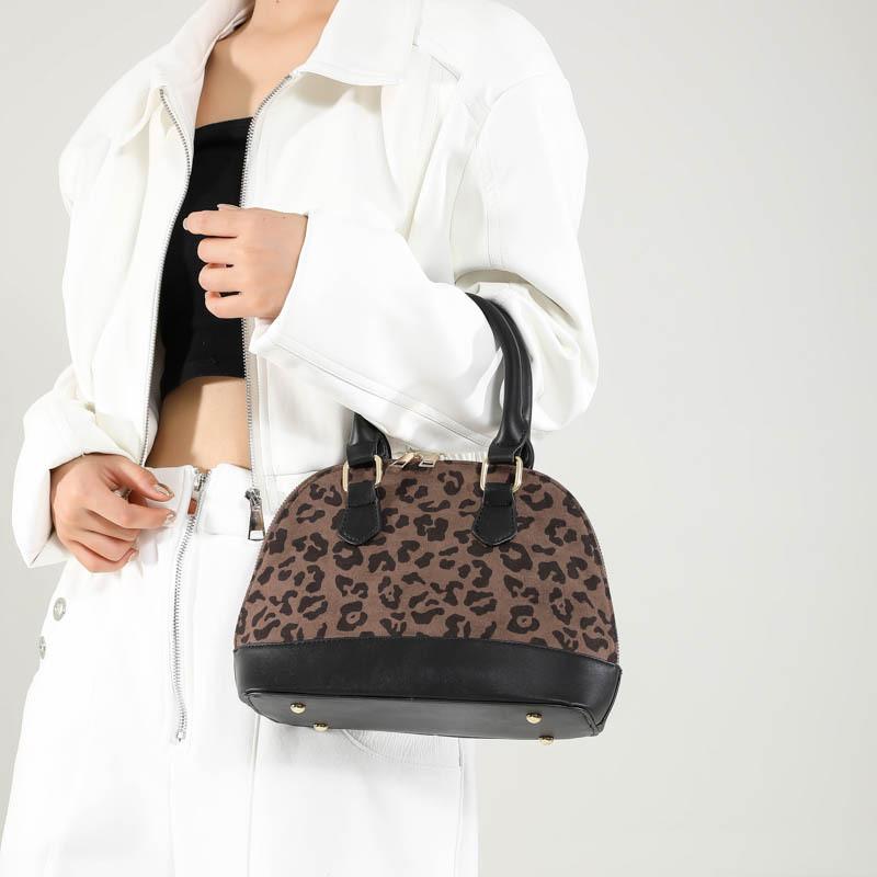 Fashionable Trendy Yellow Pu Shell Shoulder Bag For Casual Everyday Use