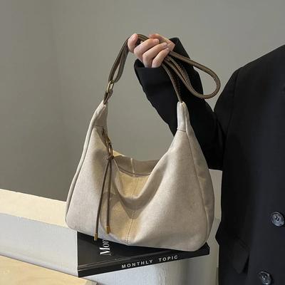 Retro Zippered Large Capacity Shoulder Bag for Women  Shoulder Bags for Sewing  Leisure Shoulder Bags  High Quality  Fashionable  New