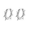 Orecchini a Cerchio con Rivetti a Forma di Cuore Hip-Hop Creativi per Donna Acciaio Inossidabile Fibbia Geometrica per Orecchio Piercing Gioielli Cool Rock Punk a Bottone