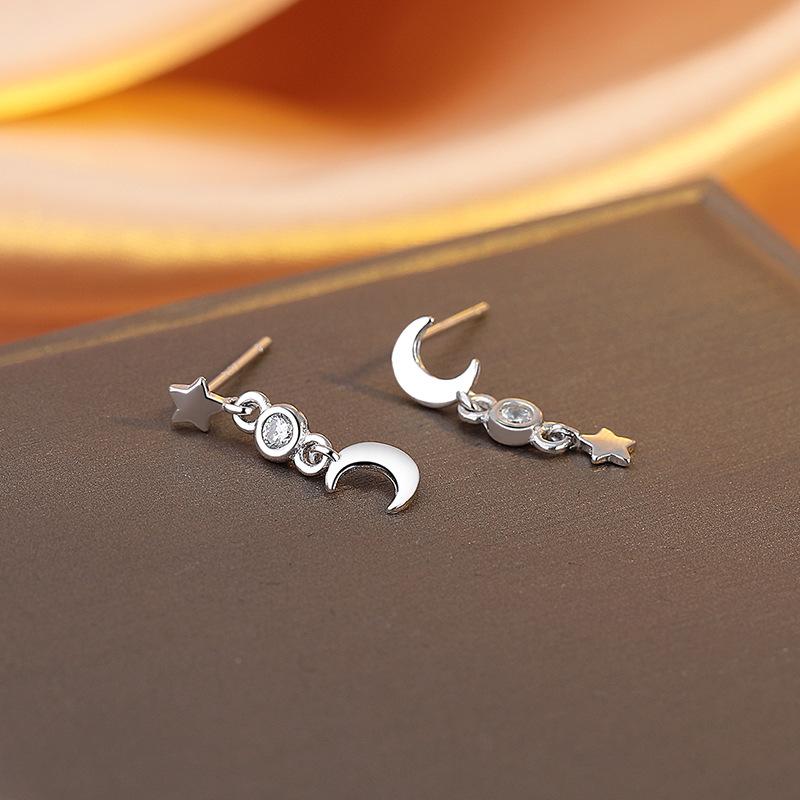 Unique Earrings Women'S Fashion Versatile Exquisite Asymmetrical Star And Moon Earrings High-End Zircon Earrings