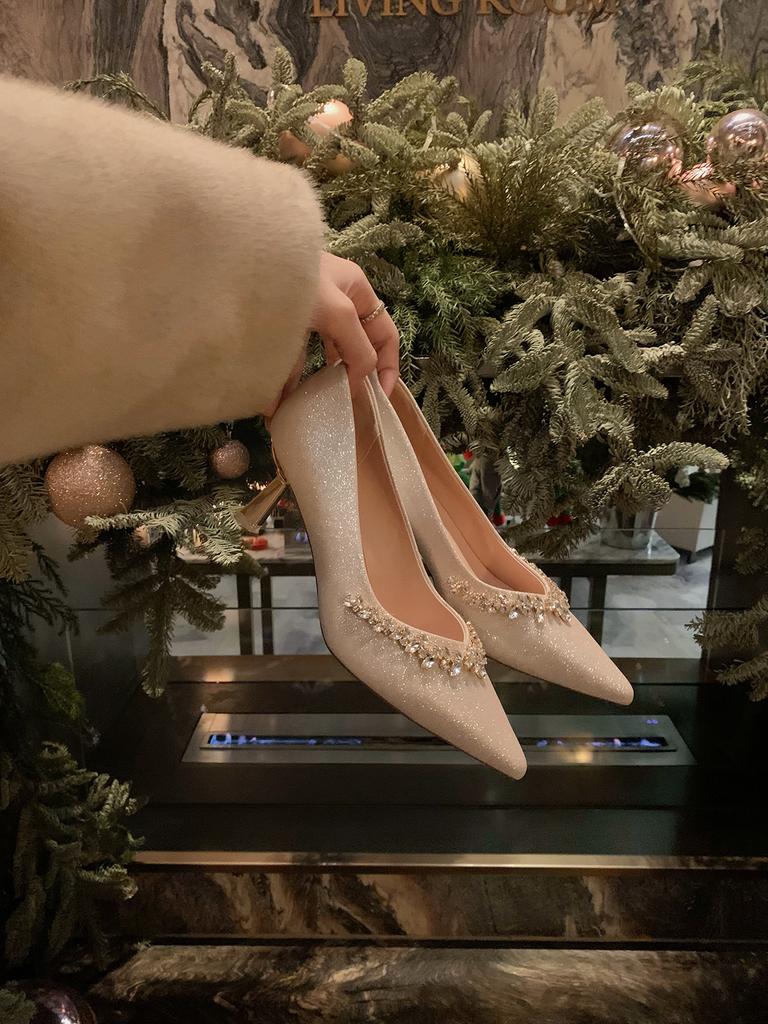 Sheepskin Version of Grape Mother, the Same Sparkling Rhinestone Single Shoes, Women's French Temperament, Pointed Tip, Thin Heel, Shallow Mouth, Wedd