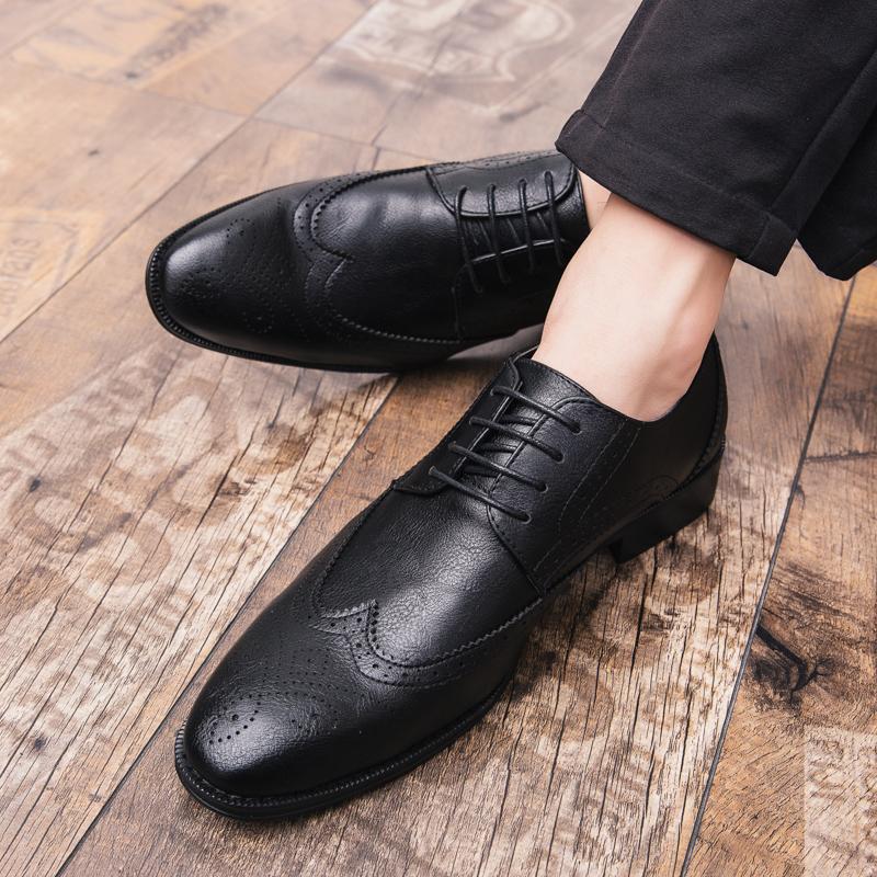 Fashion Size 38-47 Men Retro Brogue Leather Shoes Black Brown American Lace-up Business Brand Leather Shoes Wedding Banquet Shoes Men