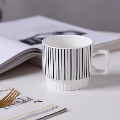 Nordic Simple Black and White Hepburn Style Ceramic Stacked Mugs Creative Office Water Cup Couple Cup Design Sense