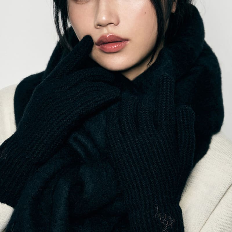 Leathery Finger Hole Touch Gloves [4COLOR]