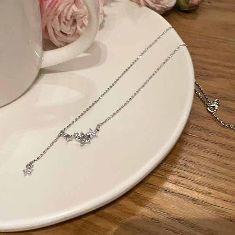 Romantic Star Tassel Pendant Necklace for Women Sparkling Crystal Pentagram Chain Elegant Chokers Accessories Fashion Jewelry