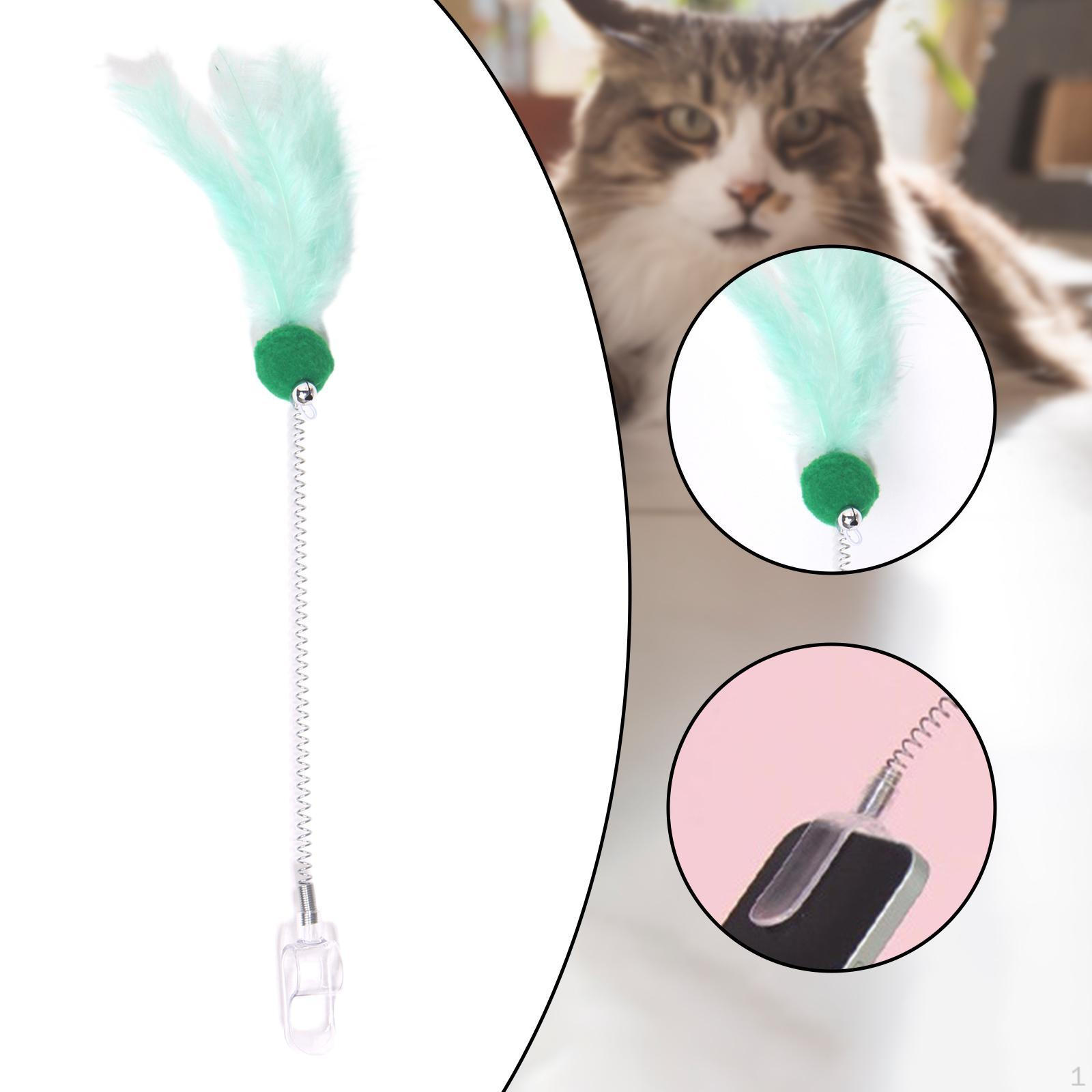 

Cat Play Rod with Feather Bell for Engaging Activity And Fun зелений