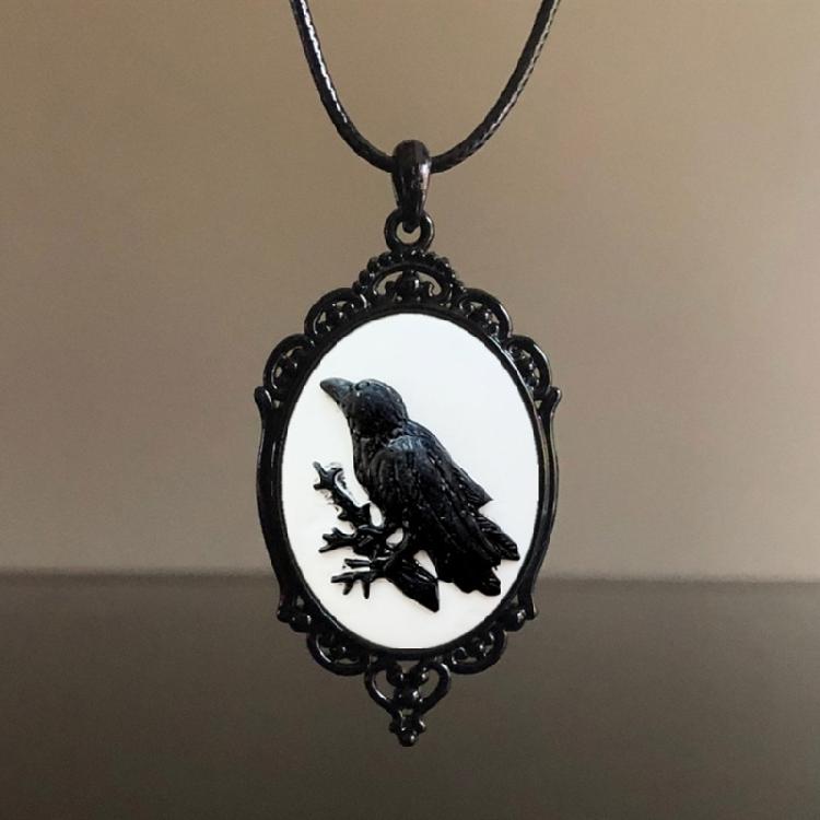 Black Bird Crow Photo Clavicle Chain Jewellery for Women Girls Rope Chain Choker