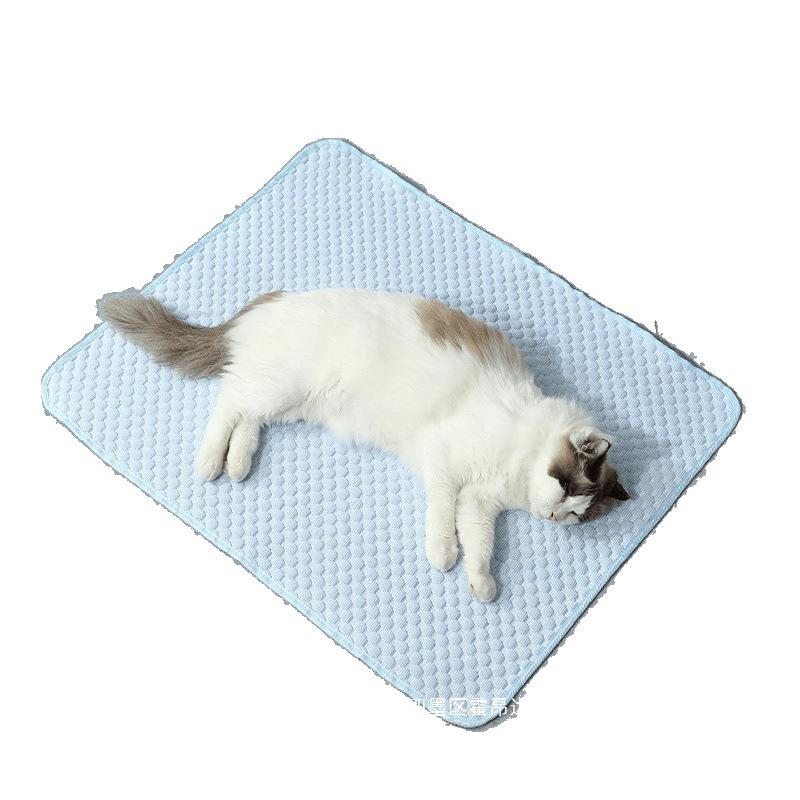 Summer Cooling Ice Pad: Ice Silk Mat for Dogs and Cats