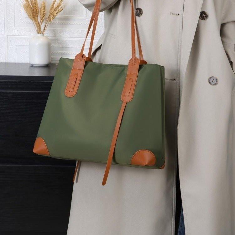 2025 Trendy Women's Large Capacity Nylon Shoulder Bag - Fashionable, Casual, Versatile Tote Handbag