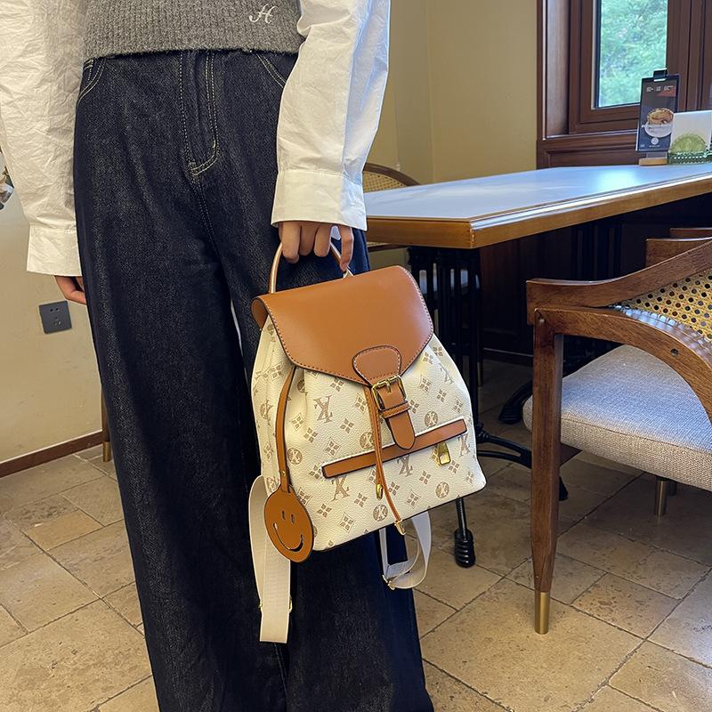 

Женские рюкзаки Новый стиль Модный с высококачественным внешним видом Женские сумки с большой вместимостью Универсальный