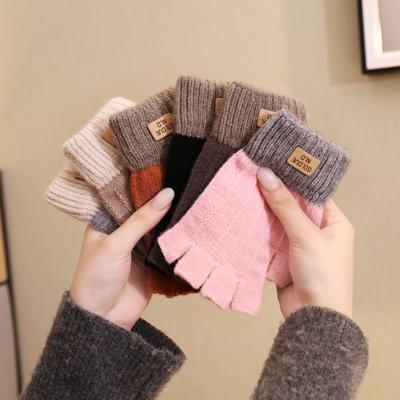 Accessori – Guanti, mezzi guanti e muffole