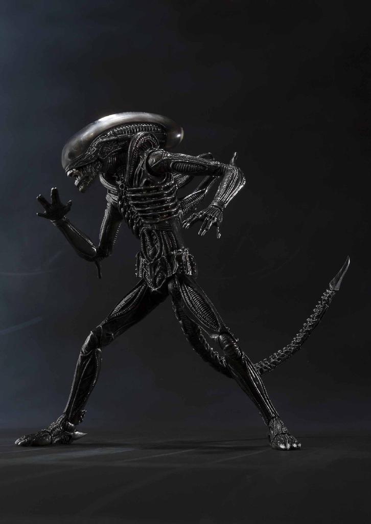 S.H. Monster Arts Alien Big Chap Approx. 180mm PVC&ABS&diecast Painted Movable Figure