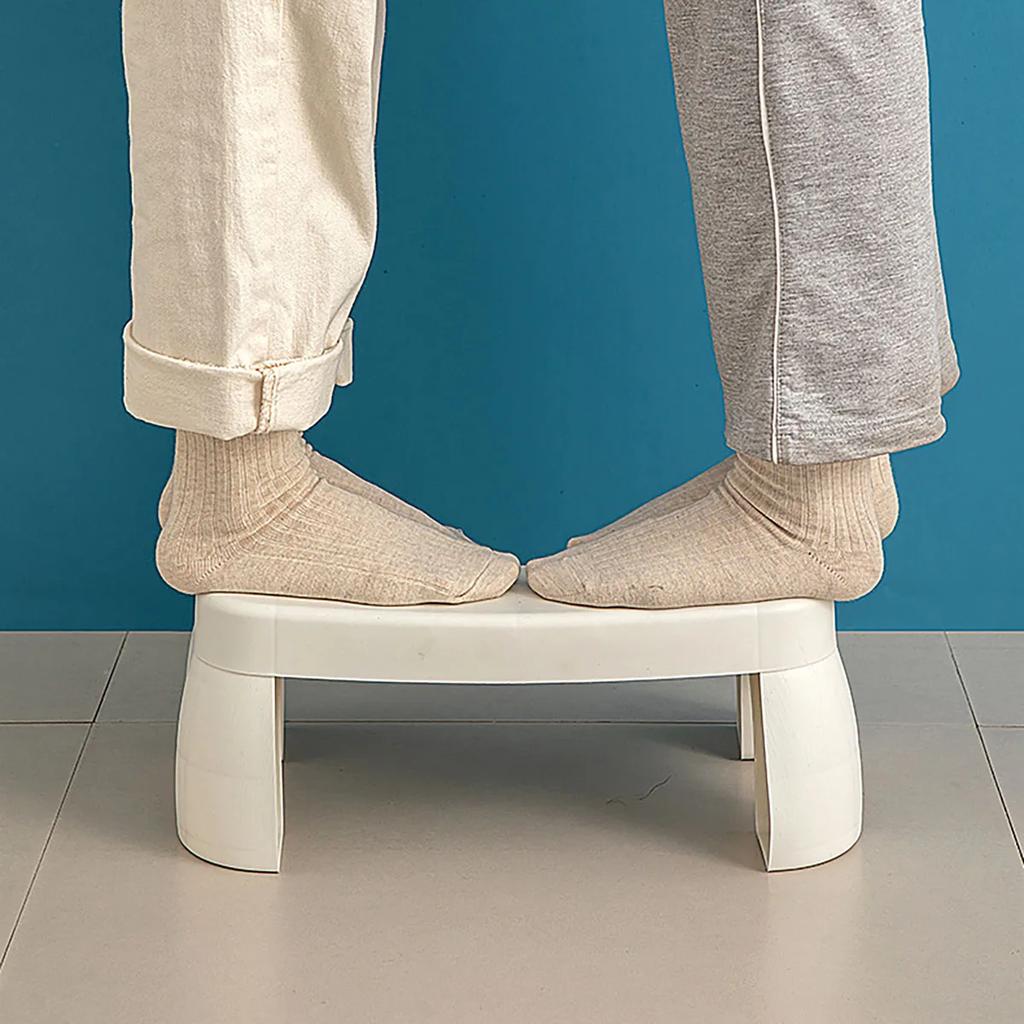 Toilet Stool Footstool Toilet Squatting Pit Artifact Plastic Thickened Feet on The Small Stool Children Non-slip Pad Footstool
