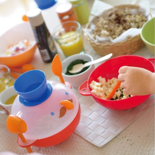 Akebono Sangyo Popcorn Maker Made in Japan The tools necessary for making popcorn are gathered together in a cute character. You can make popcorn and