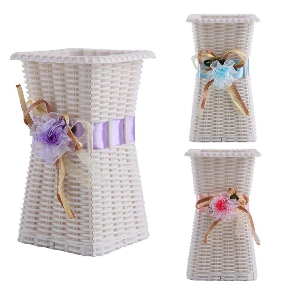 Reusable Plastic Flower Vase Home Decoration Delicate Designed Vase (Color Random)