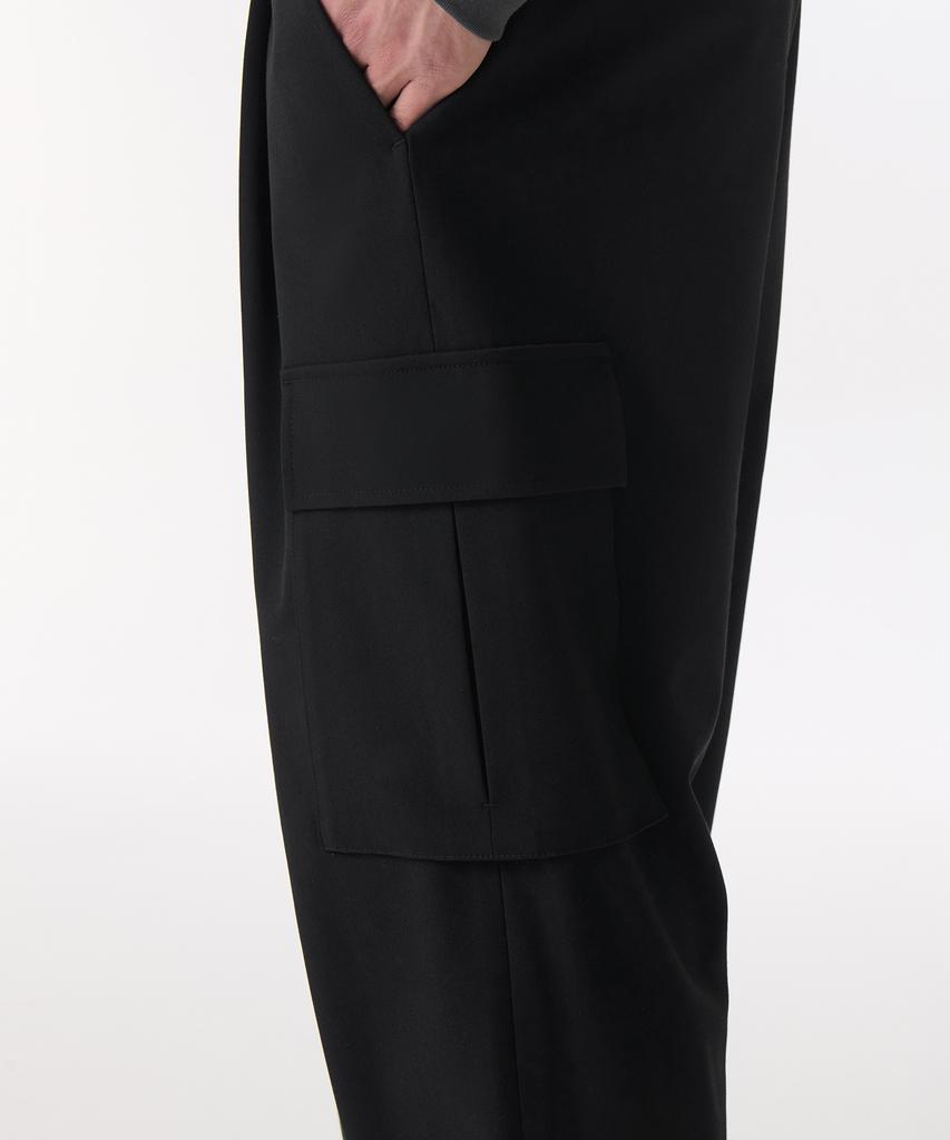 Musinsa Standard Elastic Cargo Strap Jogger Slacks [Black]