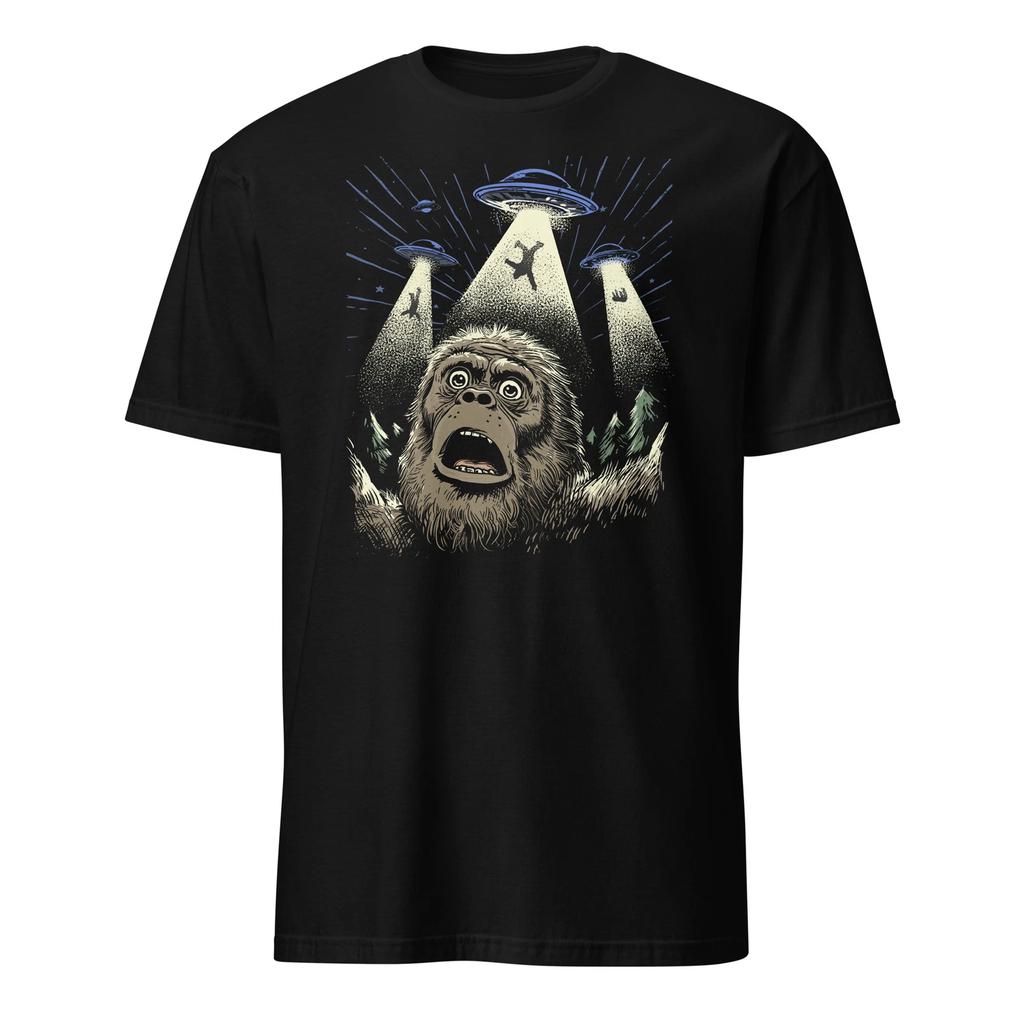 Alien Bigfoot Shirt Bigfoot Selfie Alien UFO Encounter T-Shirt Size S-3XL Gift