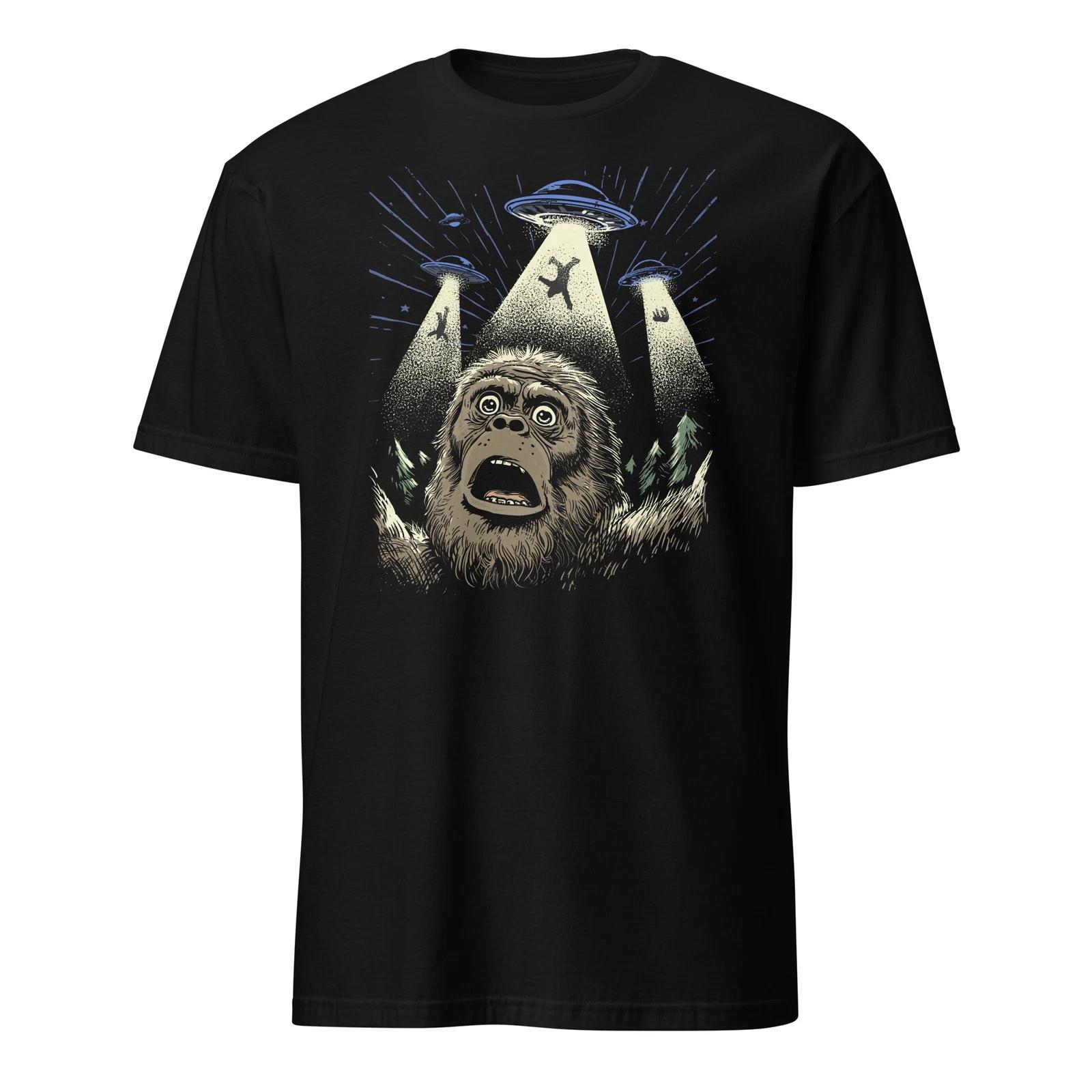 Alien Bigfoot Shirt Bigfoot Selfie Alien UFO Encounter T-Shirt Size S-3XL Gift S