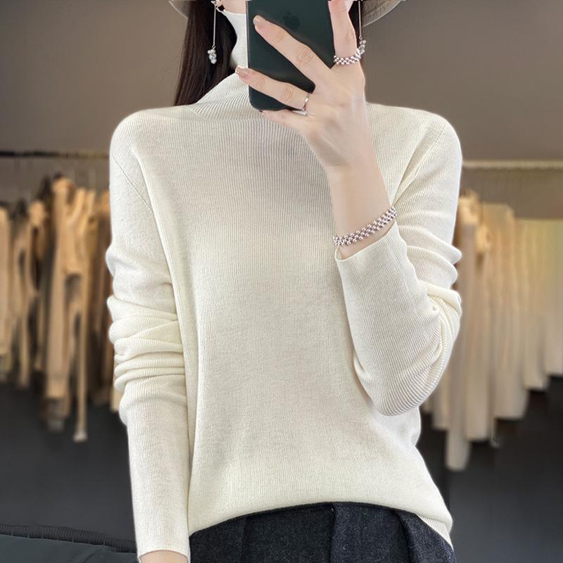 Women's Seamless Ribbed High-Neck Wool Base Layer: Long-Sleeve, Thin, Versatile Knit Top for Spring