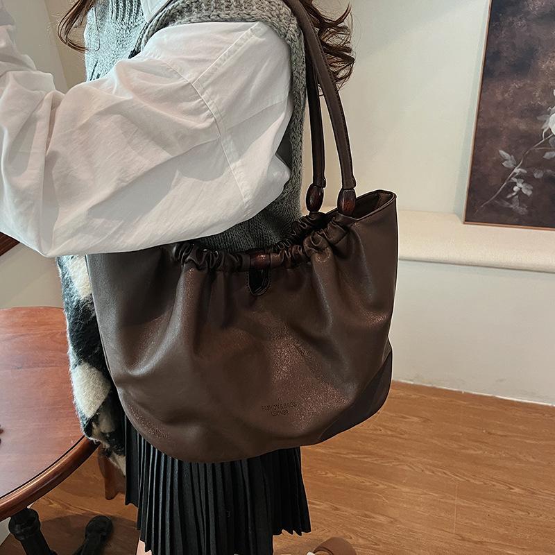 Premium sense retro large-capacity bag women's 2025 new casual versatile shoulder bag tote bucket bag