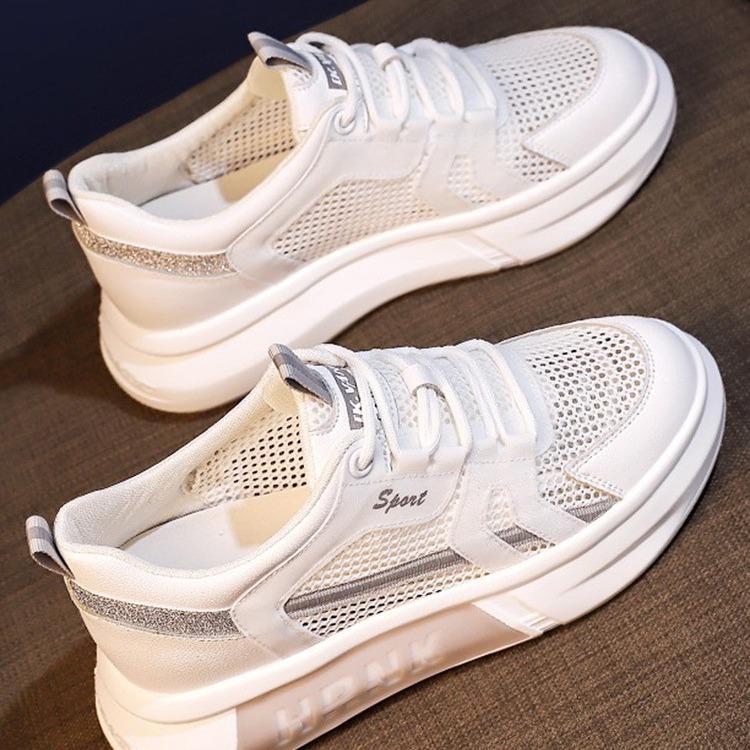 Kleine weiße Schuhe Damen Mesh atmungsaktiv Sommer 2025 neu Frühling und Herbst dünn Student vielseitig beliebt Sport Board Schuhe