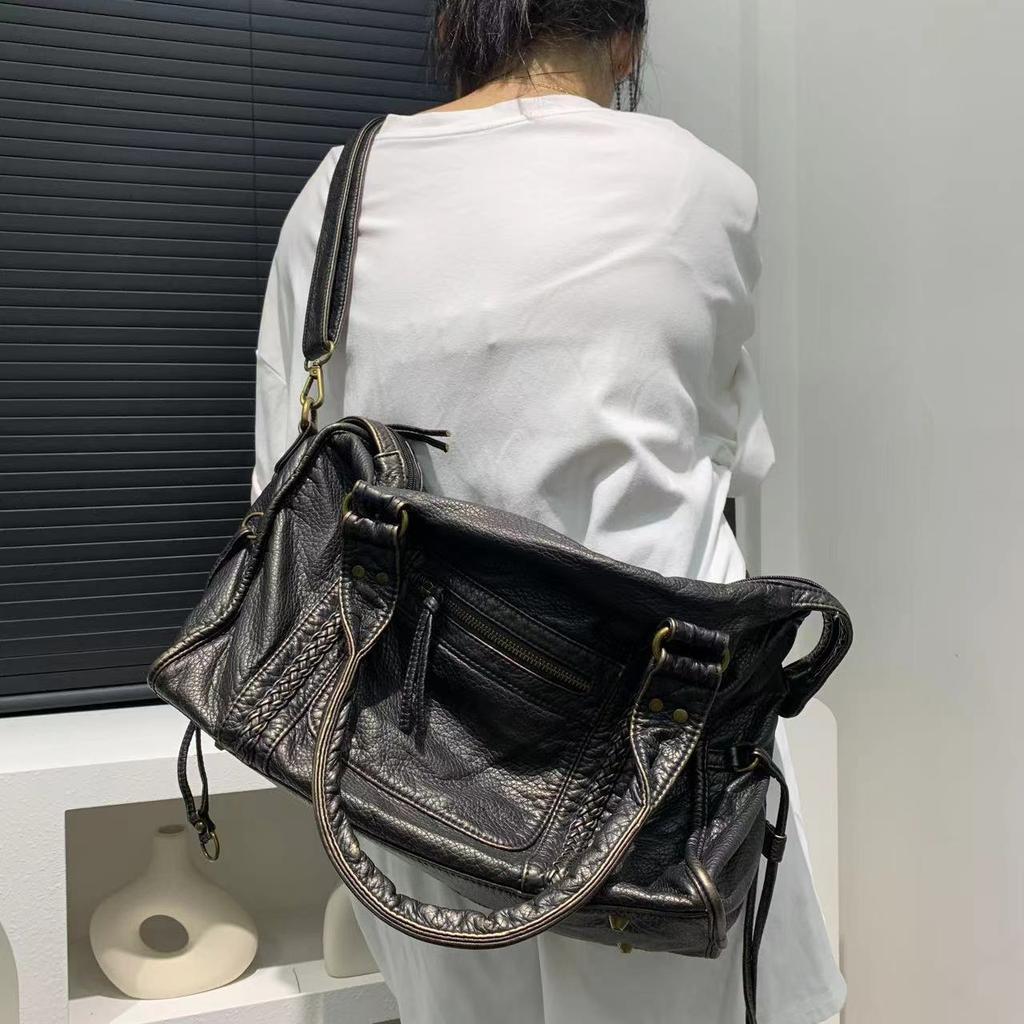 Explosive Retro Motorcycle Bag with Large Capacity Washed and Worn Out Dirt Style Single Shoulder Crossbody Bag