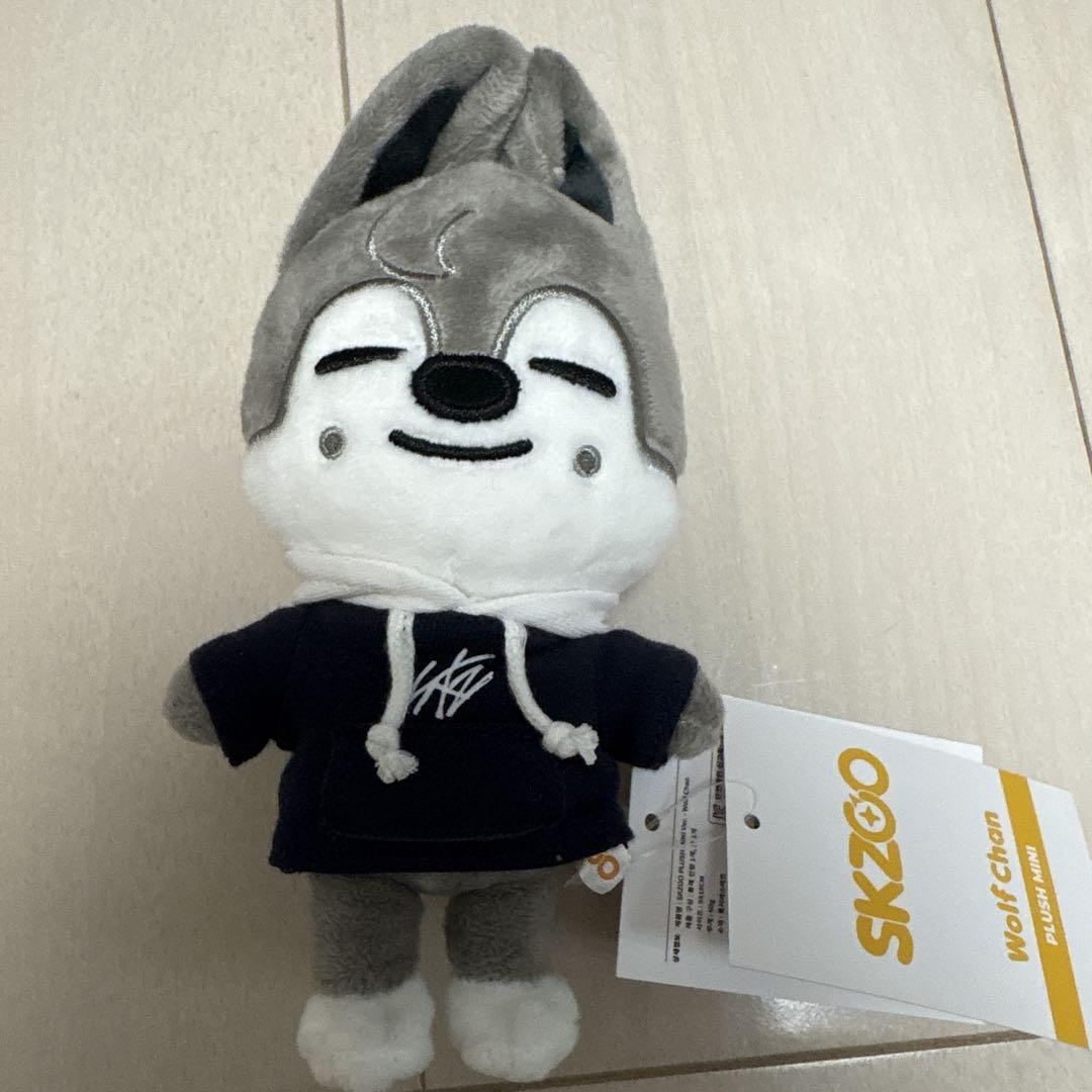 

[Б/У] МИНИ-ПЛЮШ SKZOO. straykids Вольфчан