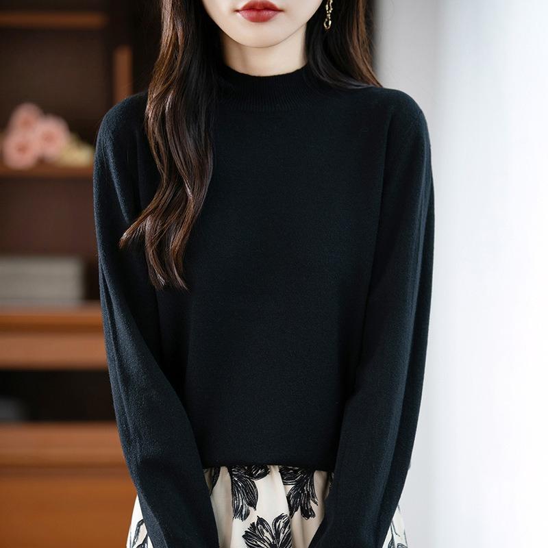 The New Semi-high and Round Neck Pullover for Women In Autumn and Winter Is Versatile. It Is Loose and Slimming, with A Solid Color Inner Sweater