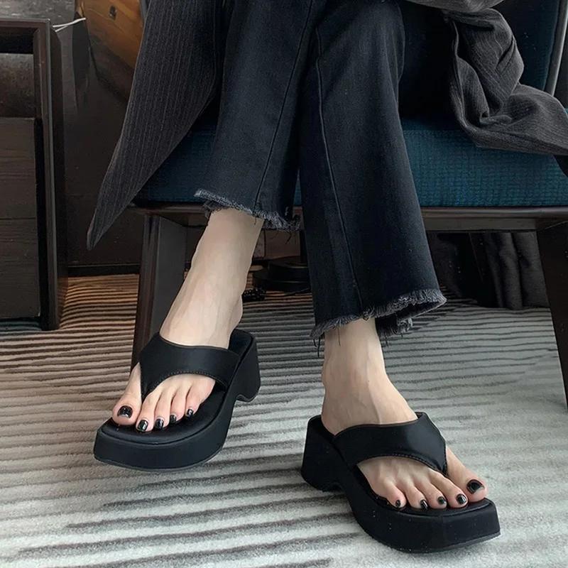 Street Style Summer Flip Flop Platform Heel Women Slippers Outdoor Dress Ladies Height Increase Slides Shoes