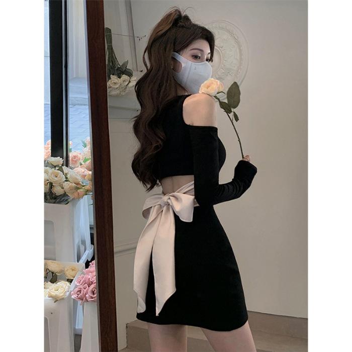 

Черная однотонная короткая юбка А-силуэта с открытой талией для женщин на весну и лето, новое сексуальное приталенное платье с плиссировкой, закрывающее бедра XL чёрный