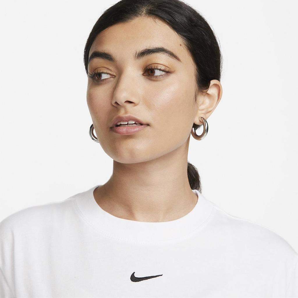 Nike Sportswear Essential T-shirt cotton White/Black