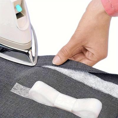 2 Stück 65 m langes, aufbügelbares Saumband – selbstklebendes Stoffband ohne Nähen zum Säumen von Kleidung, Hosen, Vorhängen, Heimwerkerarbeiten, 1,5 cm Breite