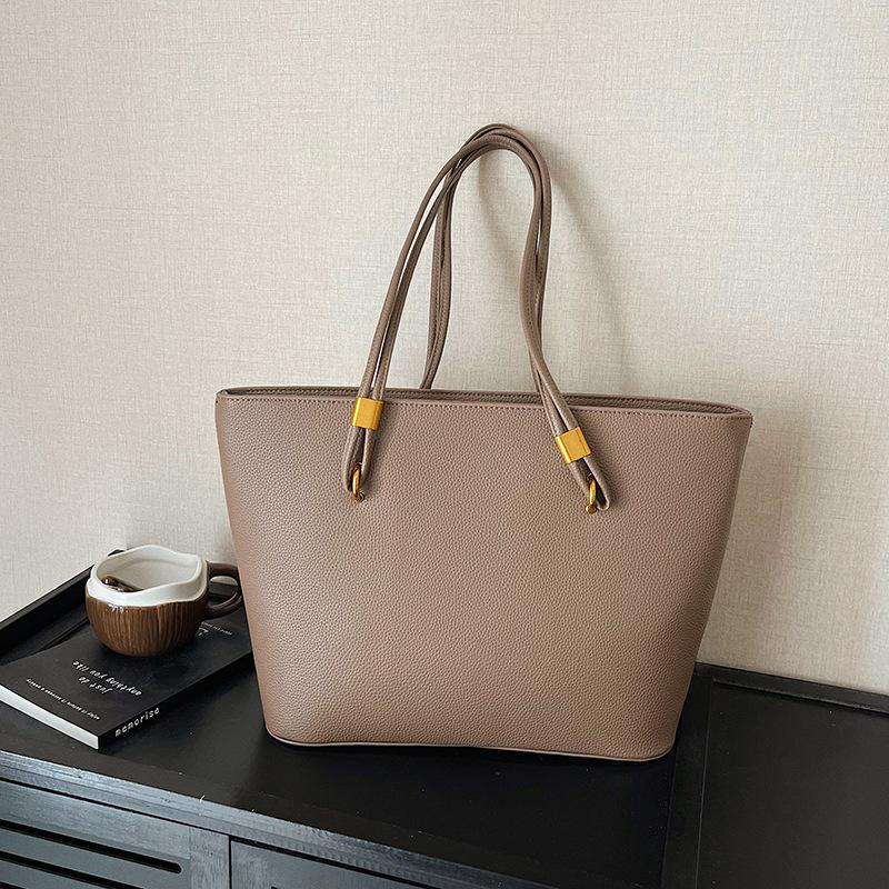 Women's 2025 Fashion Cross-Border Retro Shoulder Tote Bag - Large Capacity, Hot Style Commuter Bag