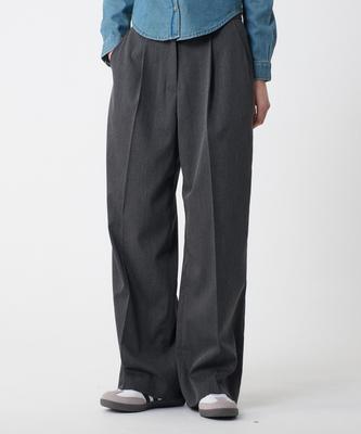 UNKNOWN PLANET Single-Pleat Semi-Wide Slacks Gray