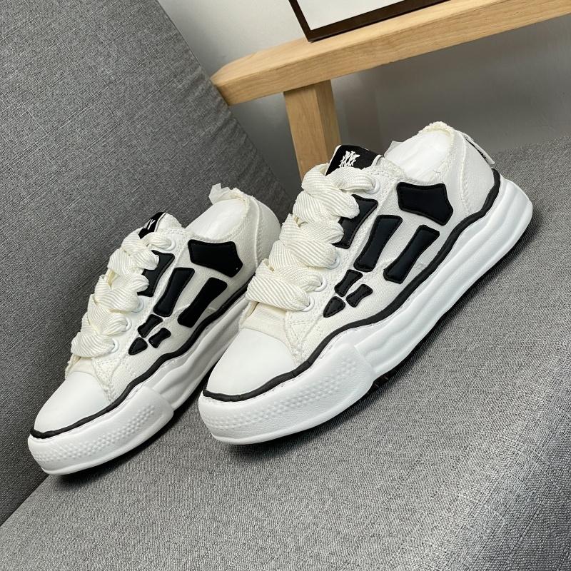 2026 Nuove Sneakers Nere con Suola Chunky Unisex Retro Mesh Traspiranti Scarpe da Papà Aumentano l'Altezza Resistenti all'Usura