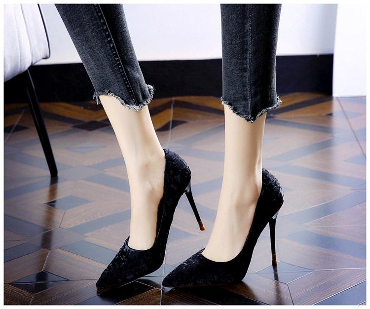 Folded niche pointed high-heeled single shoes autumn new professional shallow mouth stiletto high heels women