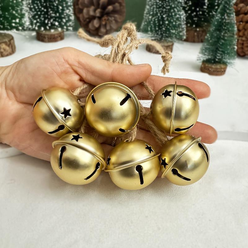 

10 шт. Золотые декоративные колокольчики - Элегантные металлические украшения для рождественской елки со звездой, Идеально подходят для праздничного декора, Дверные звонки, Колокольчики для питомцев