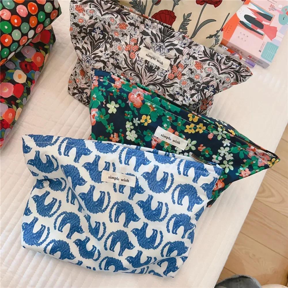 Cotton Ladies Travel Storage Lipstick Bag Retro Flower Women's Cosmetic Bags Cute Design Girls Pencil Case Makeup Bag Handbags