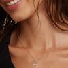Módní choker náhrdelník s robustním přívěskem s křížky z nerezové oceli, šperkový doplněk pro trendy ženy a dívky