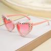 Bride To Be Heart Shaped Artificial Pearls Rhinestone Sunglasses - Photobooth Props for Wedding Decorations Party Favors