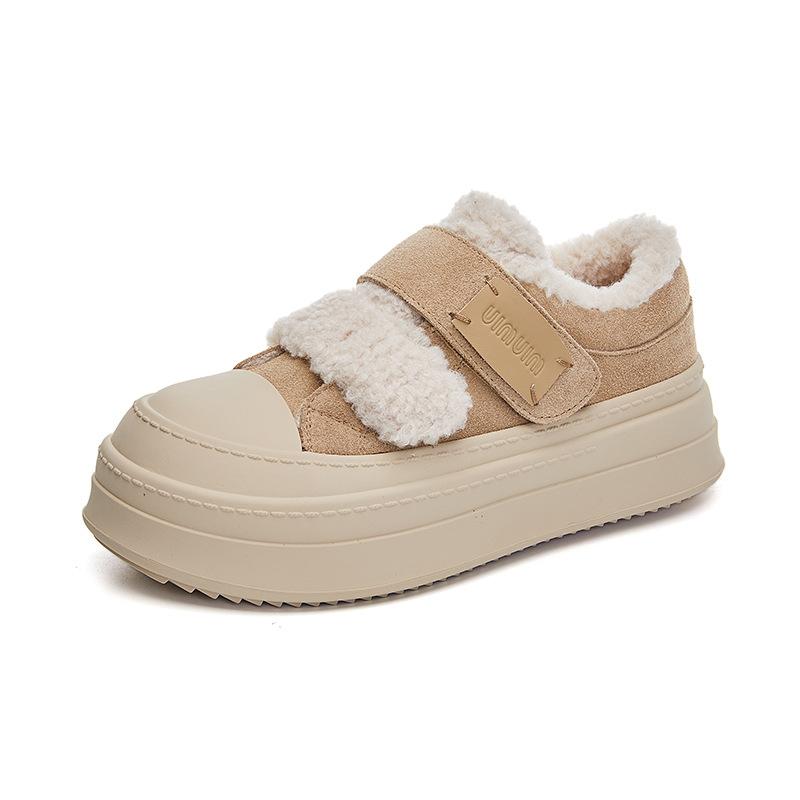 Leather Velcro board shoes women's 2025 winter new thick-soled velvet cotton shoes casual little white shoes versatile shoes children