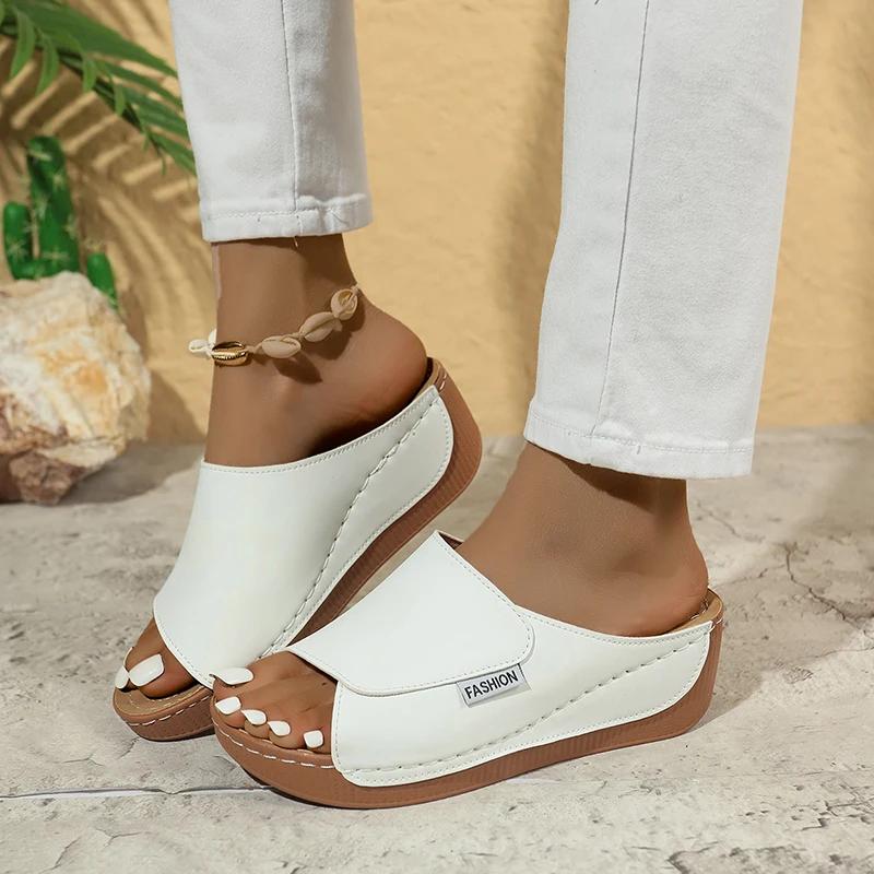 Fashion Summer Soft Platform Slippers Women 2025 Fashion Peep Toe Wedges Flip Flops Woman Light Med Heel Non-Slip Beach Shoes Slides
