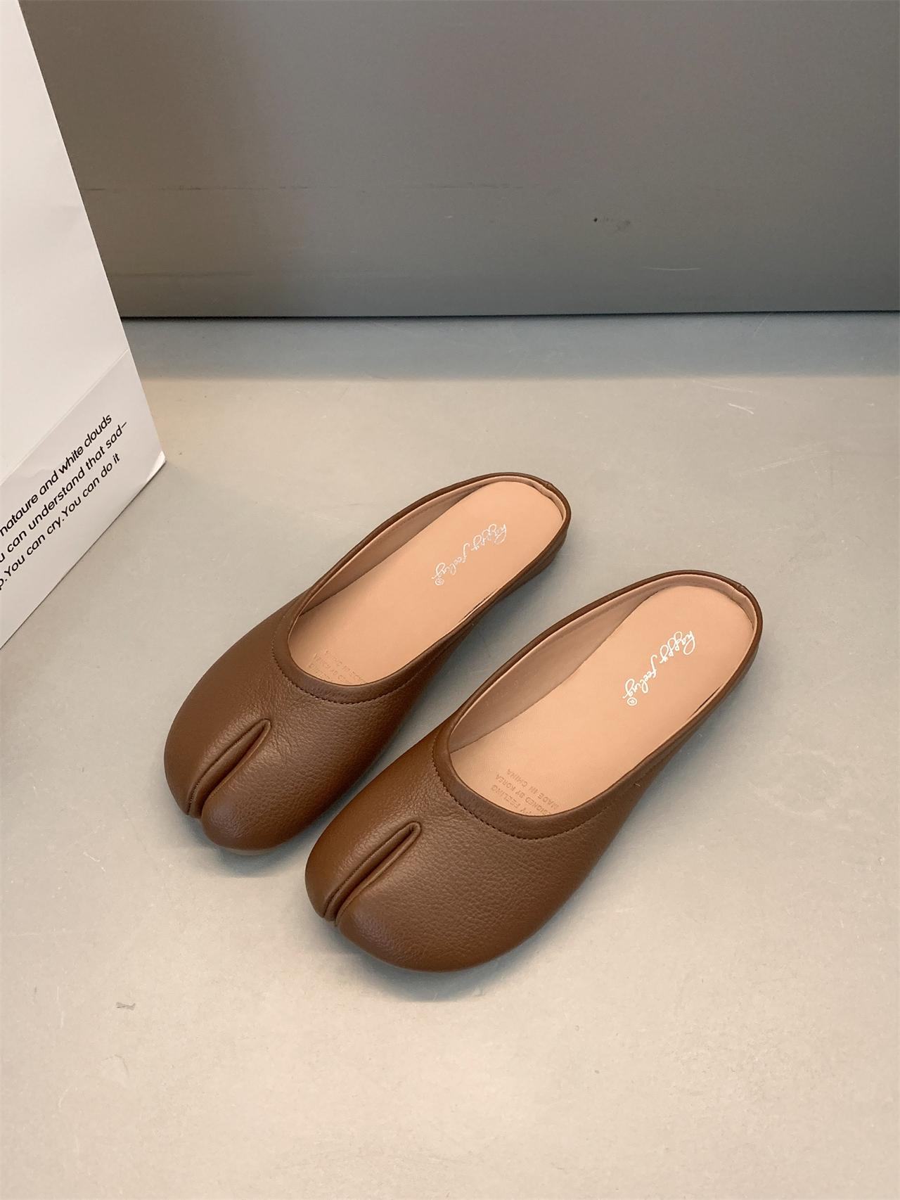 

Bailamos Женские балетки с раздельным носком Таби Обувь ниндзя Женские микрофибровые удобные балетки Тапочки Мягкая подошва Лоферы Слипоны Пляжные шлепанцы Му 40 шоколадный