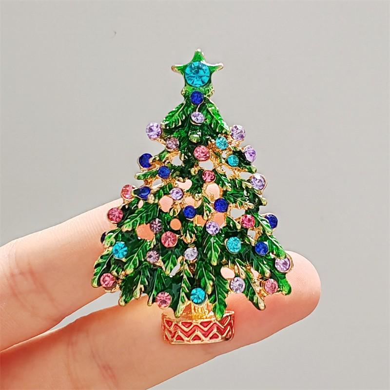 European & American Holiday Diamond Brooch: Christmas Tree Pin for Women - Cross-Border Fashion Accessory