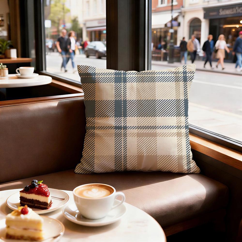 Checkered Pattern Cushion Cover Set of Decorative Short Plush Pillow Covers for Sofa Soft Cushion Case x cm