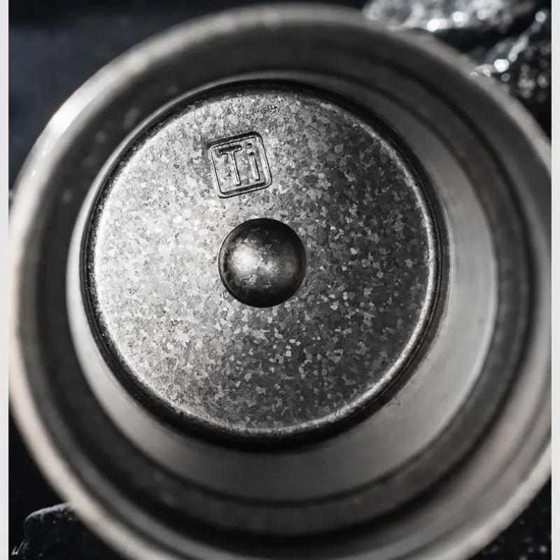 New Simple Appearance Level Intelligent Temperature Measuring Coffee Cup Portable Car with Advanced Coffee Cup Thermos Cup